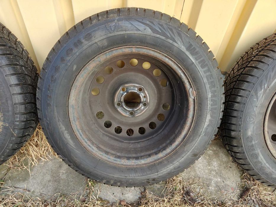opony zimowe Firestone Winterhawk 3 195/65/15 felgi stalowe + kołpaki