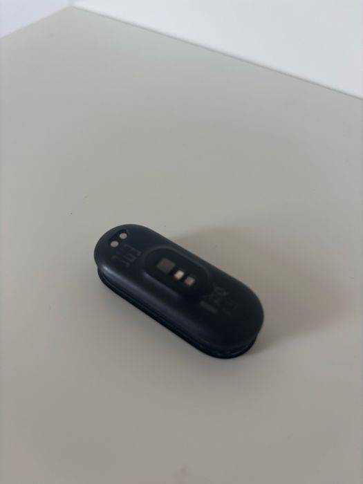 Rozbity zegarek do opaski mini band 6