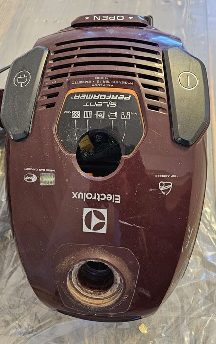 Odkurzecz electrolux silnt performer części