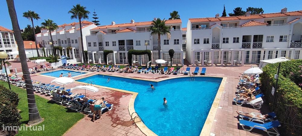 Apartamento T0 na Praia da Oura