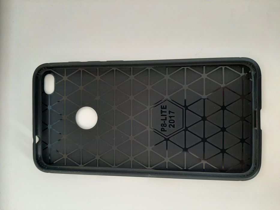 Etui carbon forcell Huawei P8 Lite 2017