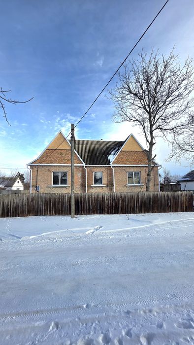 Терміновий Продаж по вул.Українська буд.20.