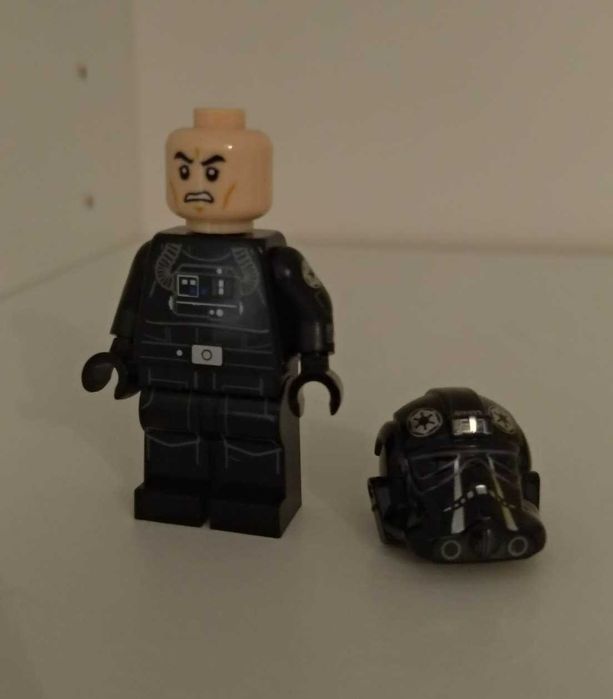 Lego Star Wars Imperial TIE Fighter Pilot - Printed Arms (sw0632)