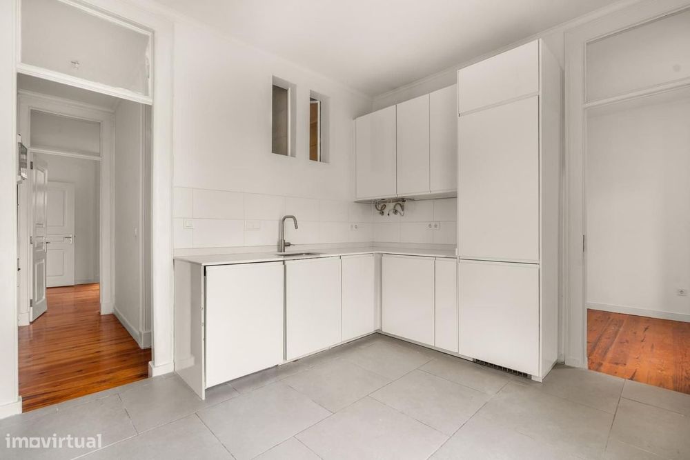 Apartamento T3 + 1, Castelo, Lisboa