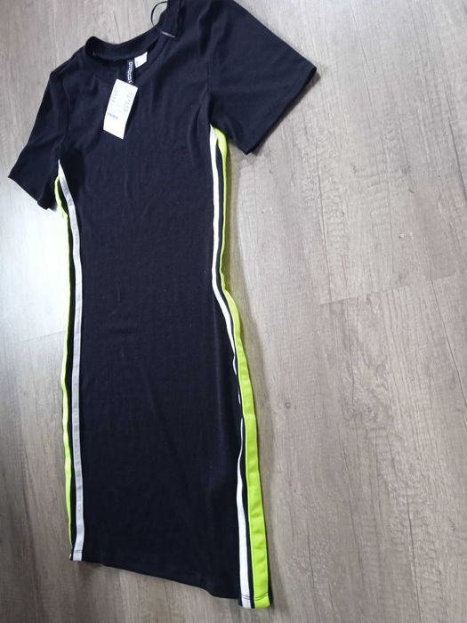 Czarna sukienka, nowa, z metką H&M