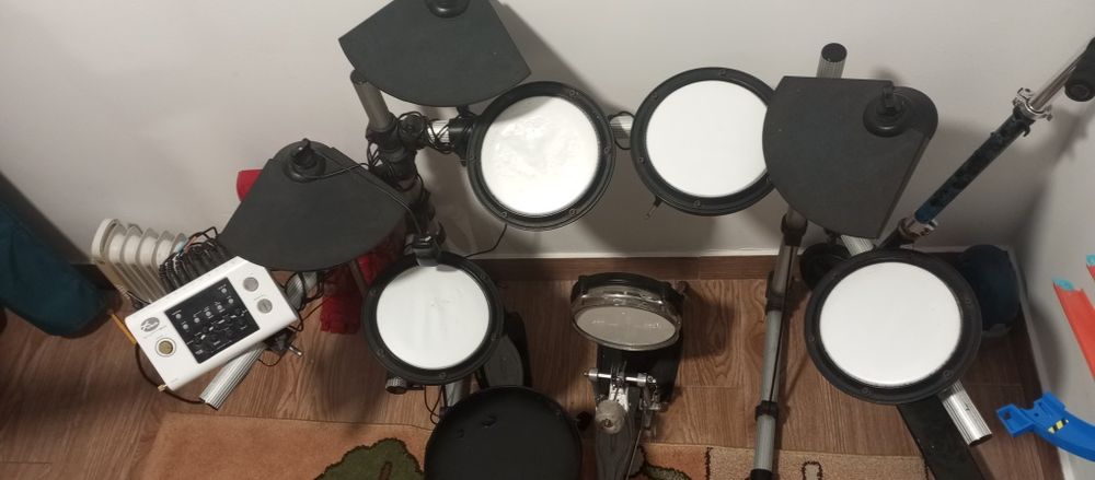 Bateria musical eletrônica