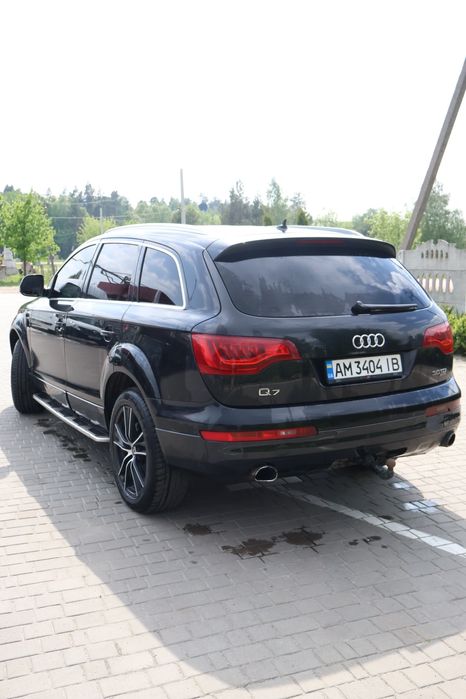 Продам Audi Q7 3.0 TDI