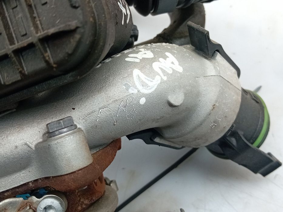 Turbo / compressor AUDI A1 Sportback (8XA, 8XF)