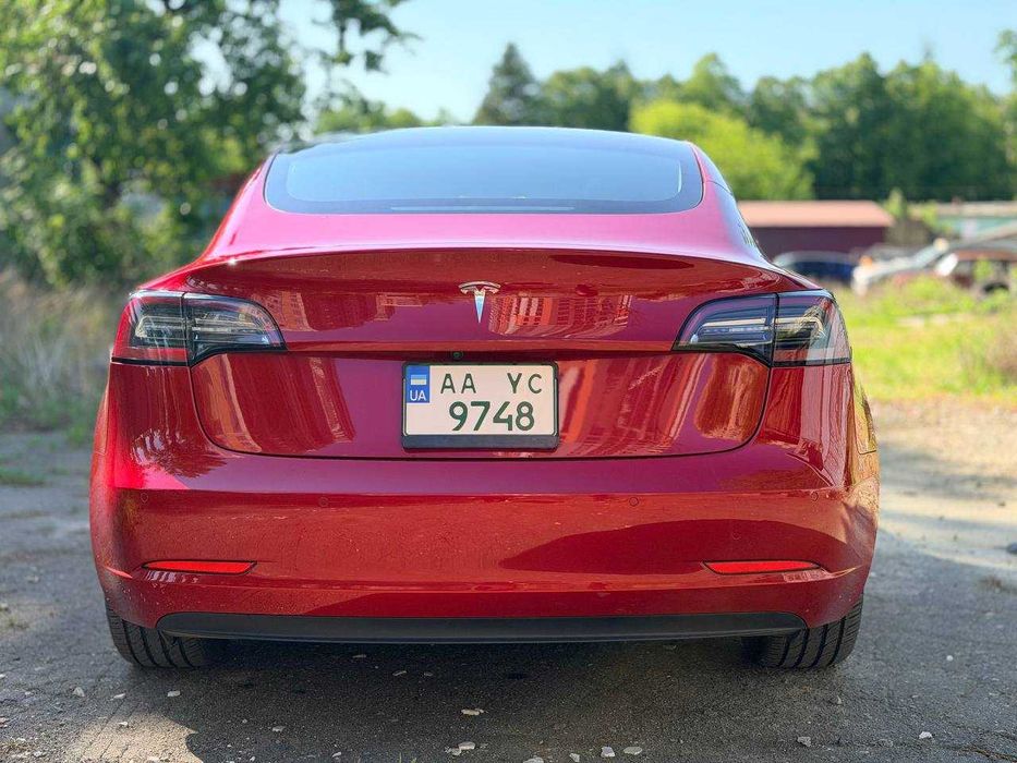 Tesla Model 3 2022