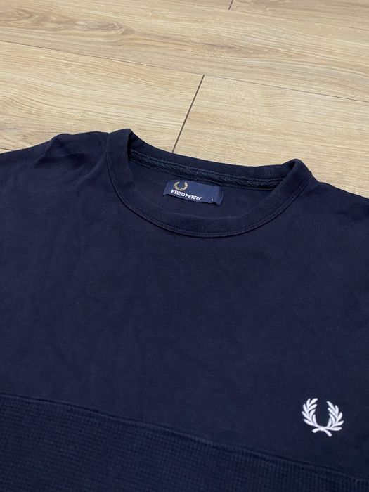 Кофта лонгслів світер Fred Perry темно синя чоловіча розмір Л L XL