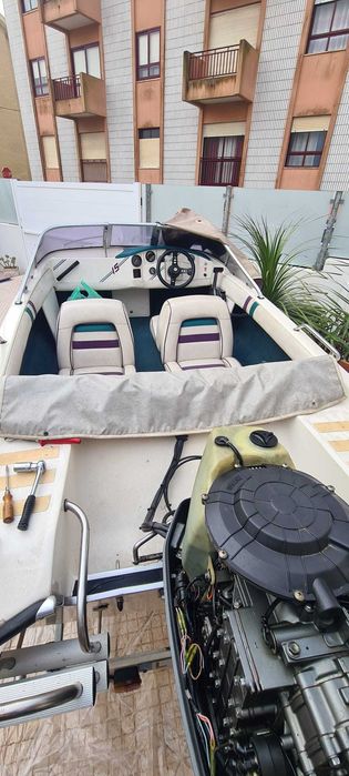 Barco Fletcher e atrelado