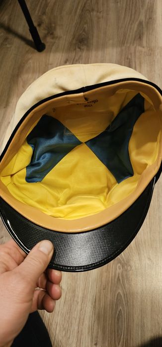 Szwedzka czapka studencka rozmiar 55 używana