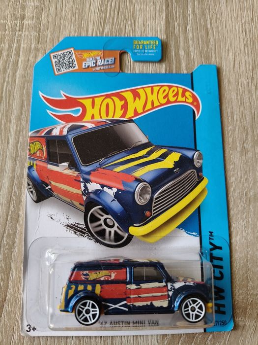 Hot Wheels '67 Austin Mini Van HW City 2014