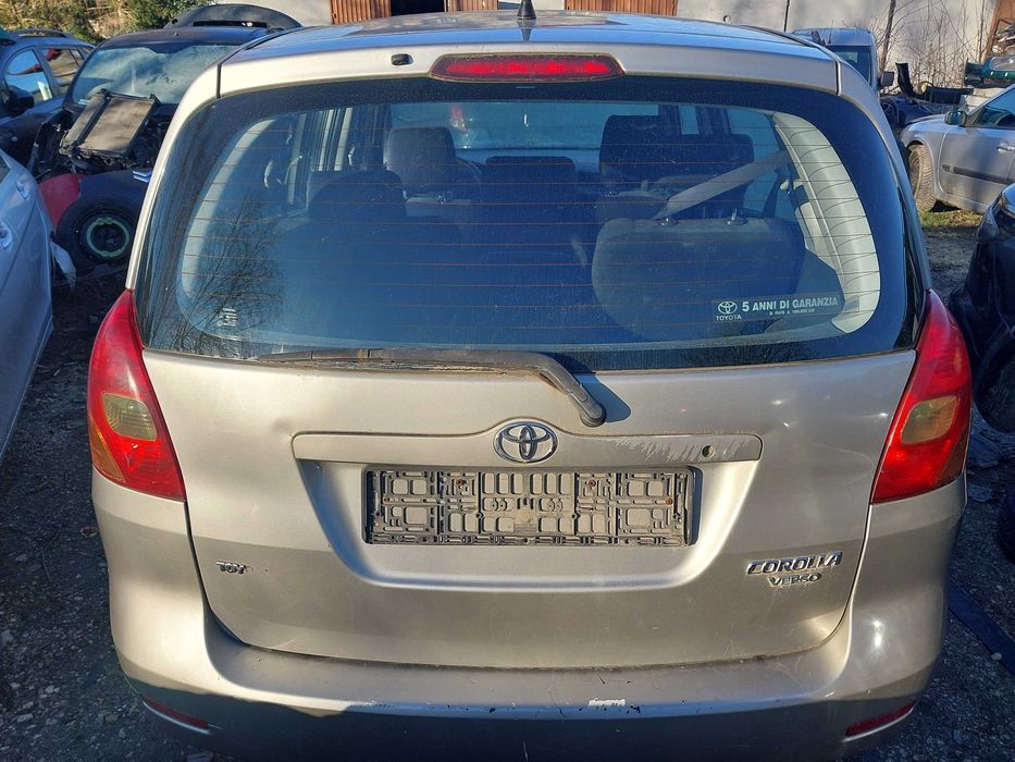 Klapa tyl tylna toyota corolla verso 1