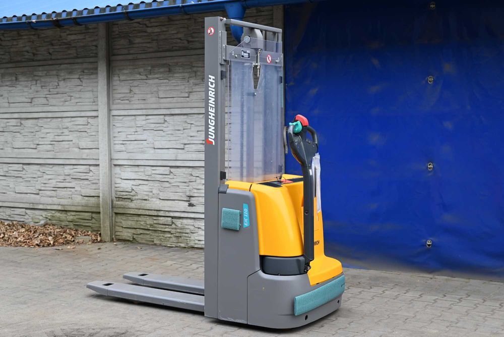 Paleciak elektryczny Jungheinrich EJC 110  2017rok 300mth FHP 313