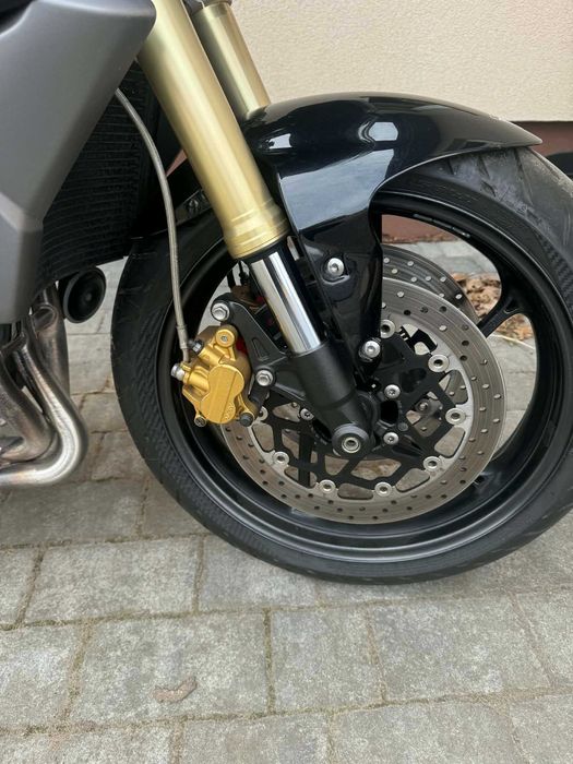Sprzedam TRIUMPH STREET TRIPLE 675   Rok : 2014