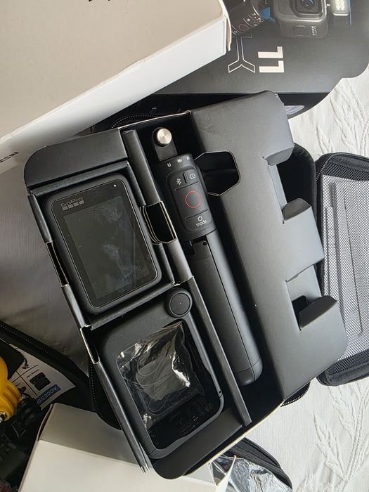 Go pro 11 black pack creator edition + extras