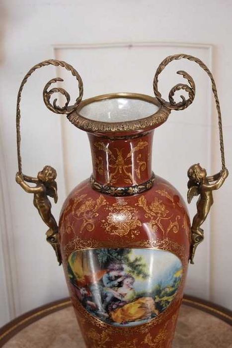 Porcelanowy Czerwony Wazon Waza - Aniołki Amory - Porcelana + Brąz