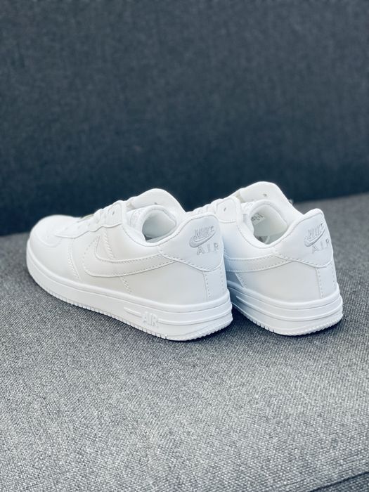 Кросівки Nike Air Force 1 wait білі