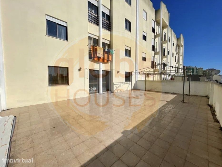 Apartamento T3 em Setubal com terraço