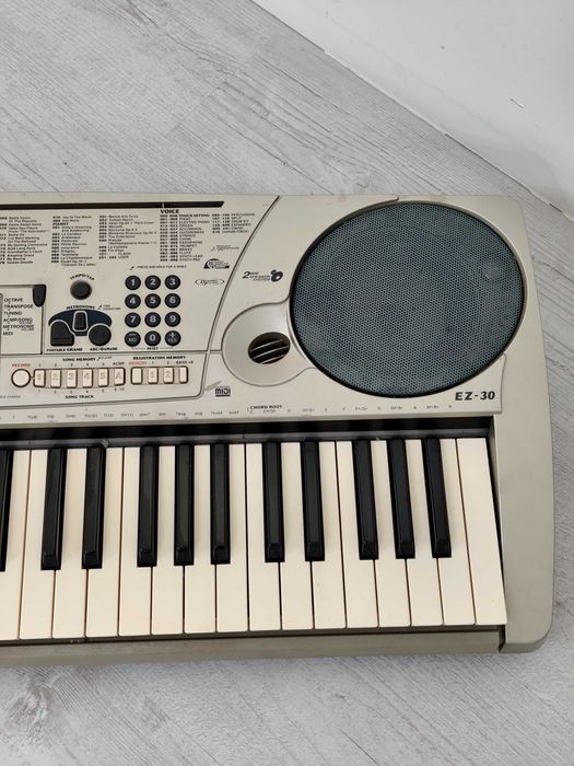 Yamaha Portatone EZ-30