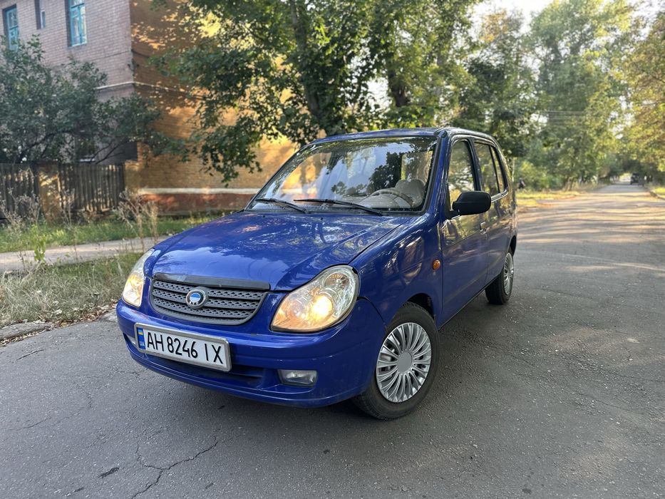 BYD FLYER.0.8 бензин