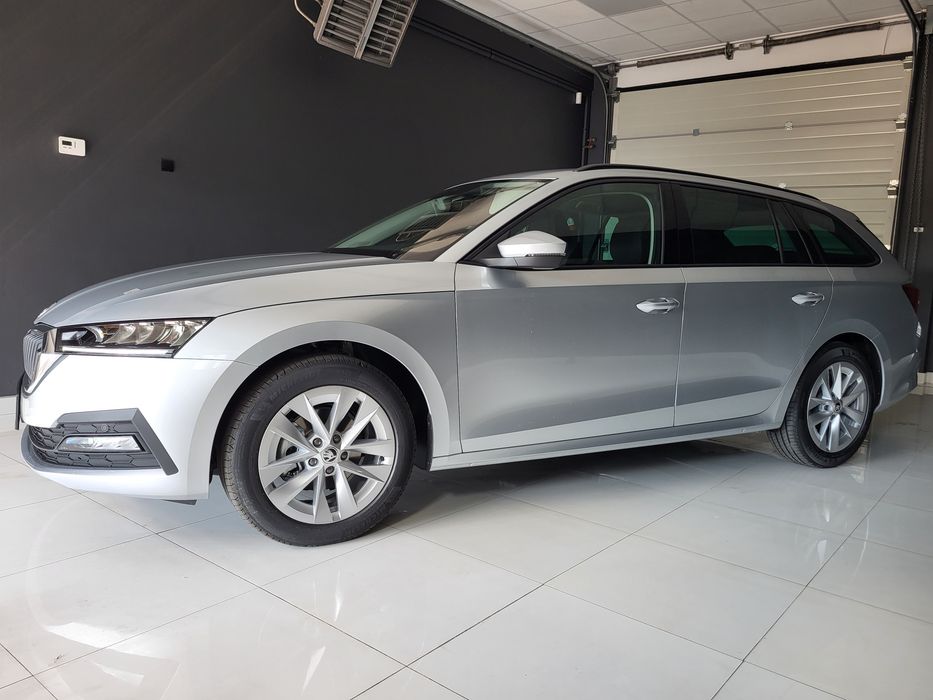 Wynajem samochodu Skoda Scala, OCTAVIA! Benzyna, AUTOMAT!