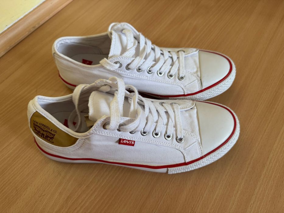 Męskie Trampki Levi’s rozmiar 42