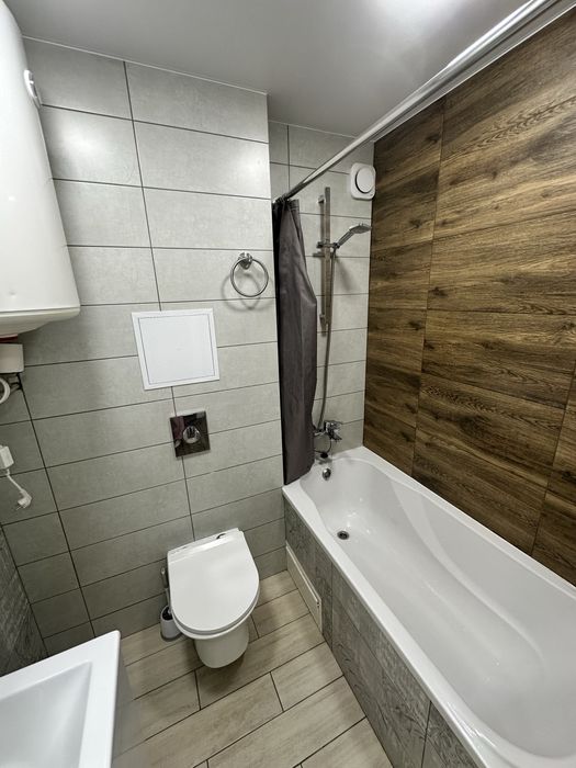 Сдам квартиру посуточно. Район  ЖД вокзал