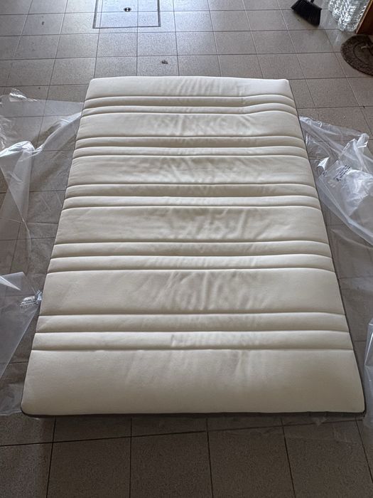 Colchão 140x200 Ikea