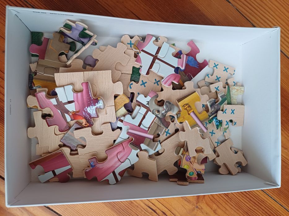 Puzzles de madeira da Princesa Sofia 50 peças64874043125763127