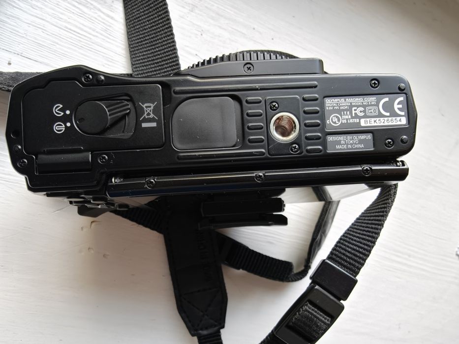 Olympus OM-D E-M5 + Oryginalna ładowarka