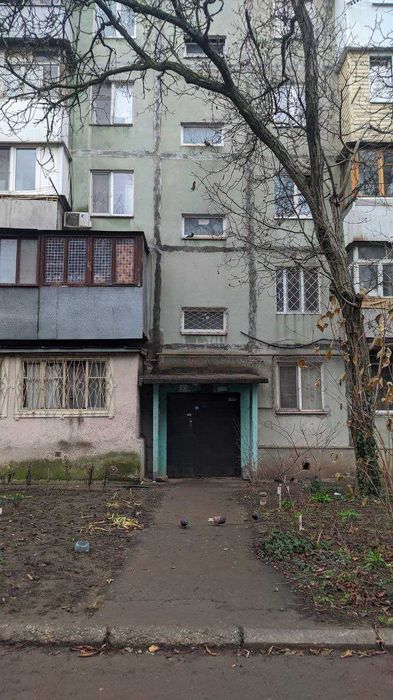 Продается комната в коммуне + 1 сосед Марсельской / Кинотеатр Звездный