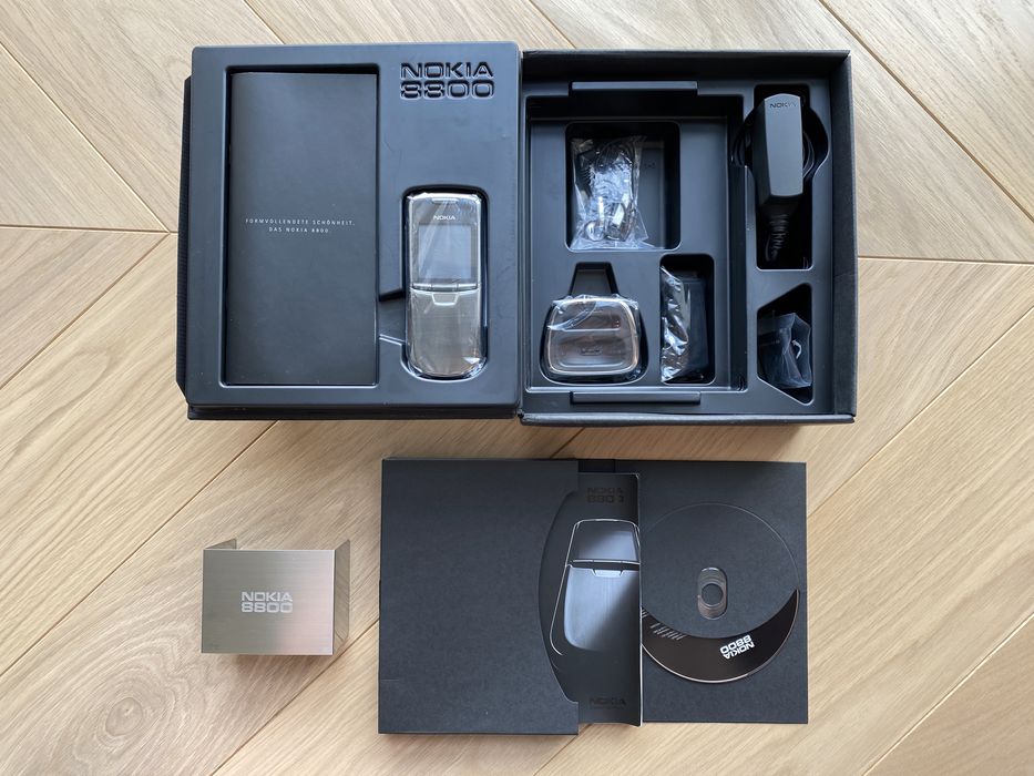 Nokia 8800 Classic Special Edition - як НОВИЙ ! Оригінал vintage