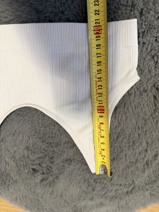 Topy krótkie Zara 140, zestaw 4 sztuk