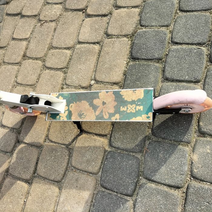 Hulajnoga dwukołowa