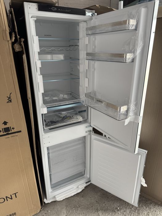 Вбудований холодильник siemens neff