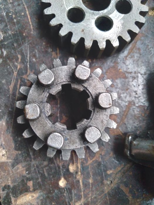 Коробка на яву 250