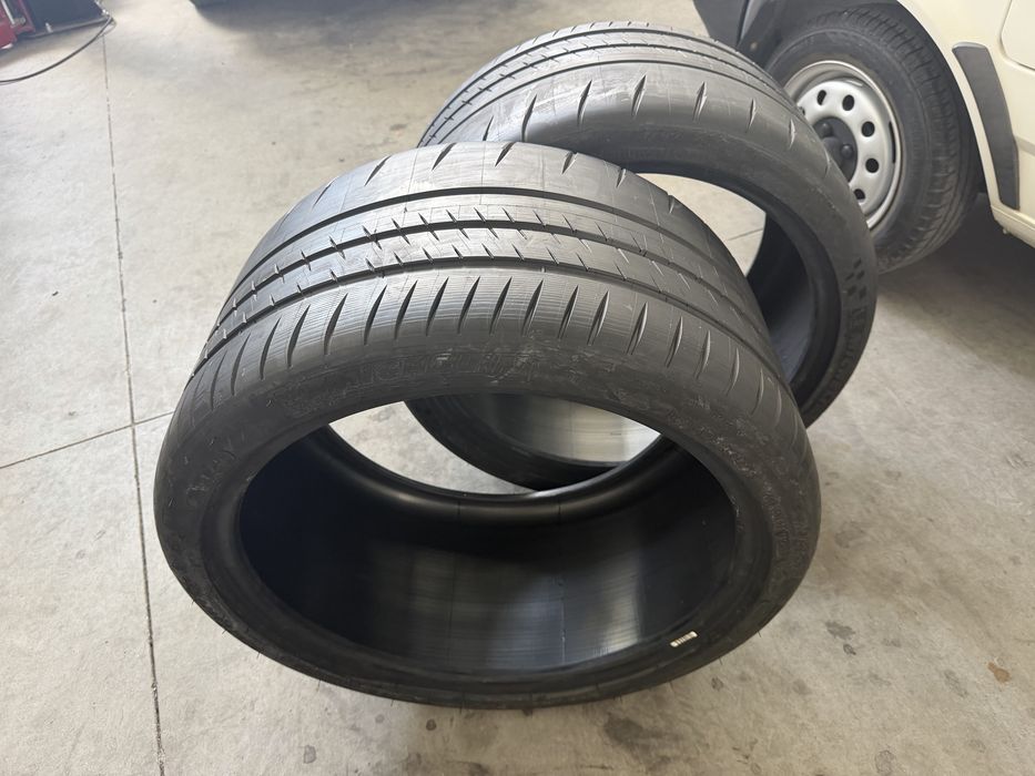 Pneus Michelin 305/30ZR20 (103y)