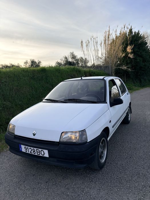 Renault Clio 1993