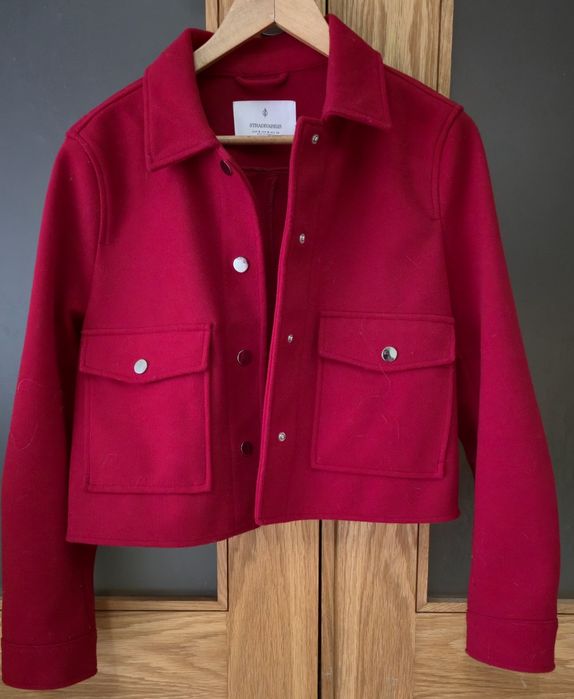 Casquinha curta pela cintura Stradivarius tamanho. M  vermelha