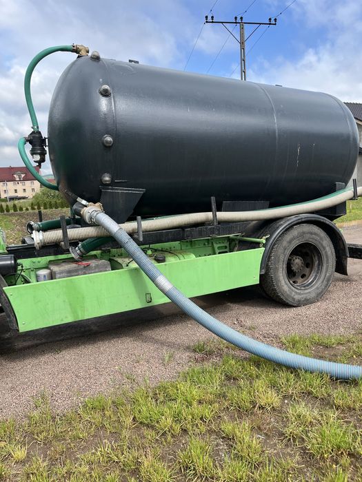 Wywóz nieczystosci płynnych.