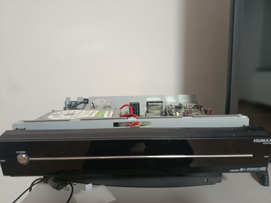 ЗАПЧАСТИНИ Humax тюнера PVR 1000S