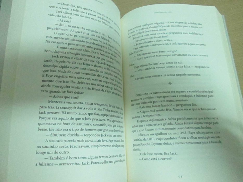 Uma Gaiola de Ouro de Camilla Läckberg (oferta de portes)
