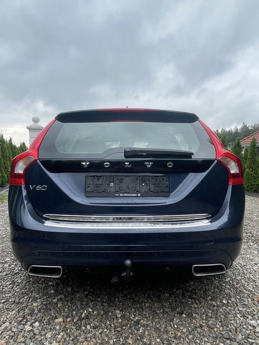 Volvo V60 2.4 D6 R-Design Plug in Hybryd 4x4 aktyeny radar !
