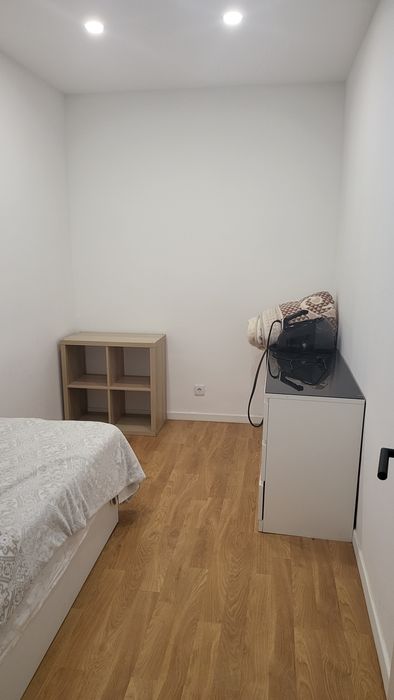 Aluga se quarto Queluz Belas