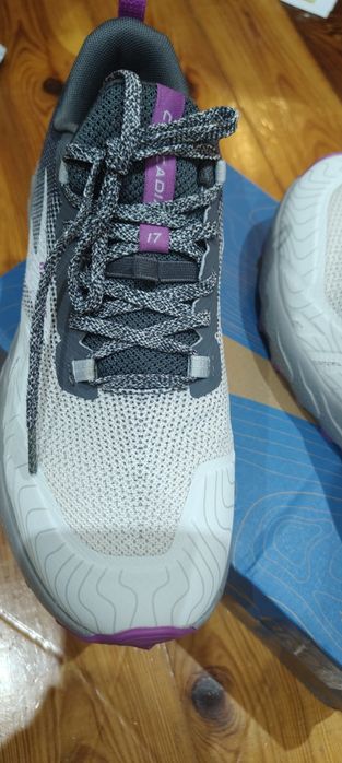 Obuwie do biegania Brooks 42