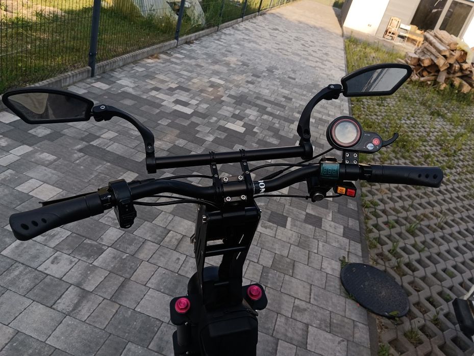 Продам електро самокат