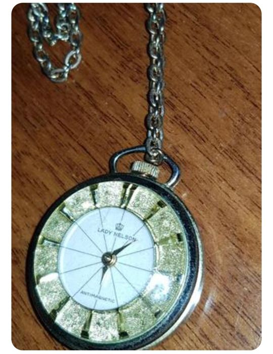 шикарный ЛэдиНельсон