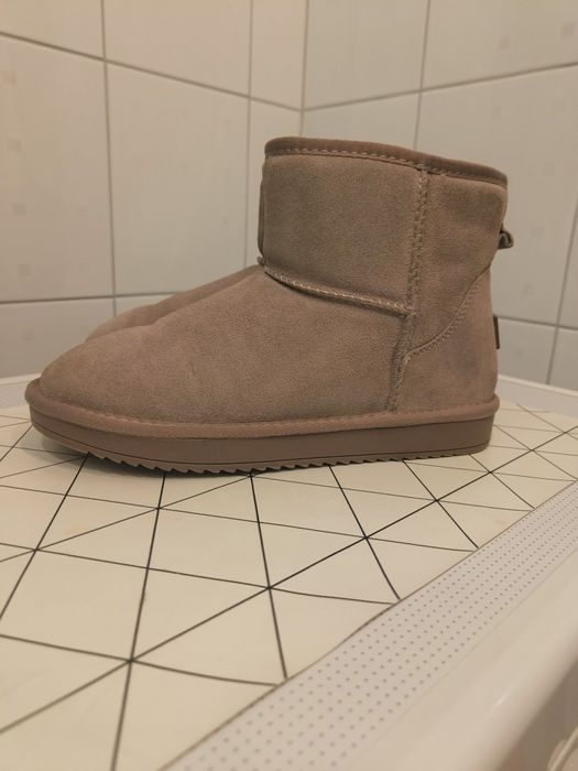 Угги   розовые, женские